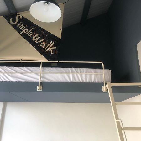 Simple Walk Guest House 小公寓 Tainan Buitenkant foto
