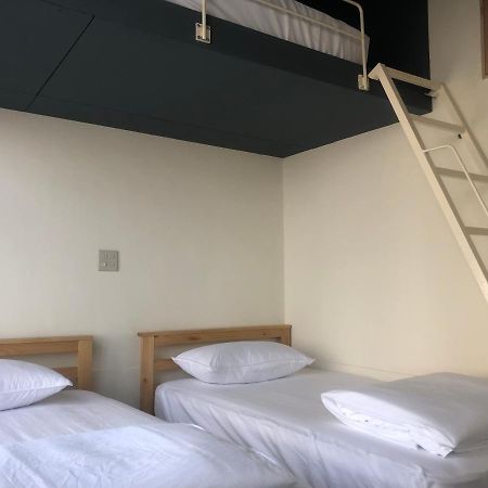 Simple Walk Guest House 小公寓 Tainan Buitenkant foto