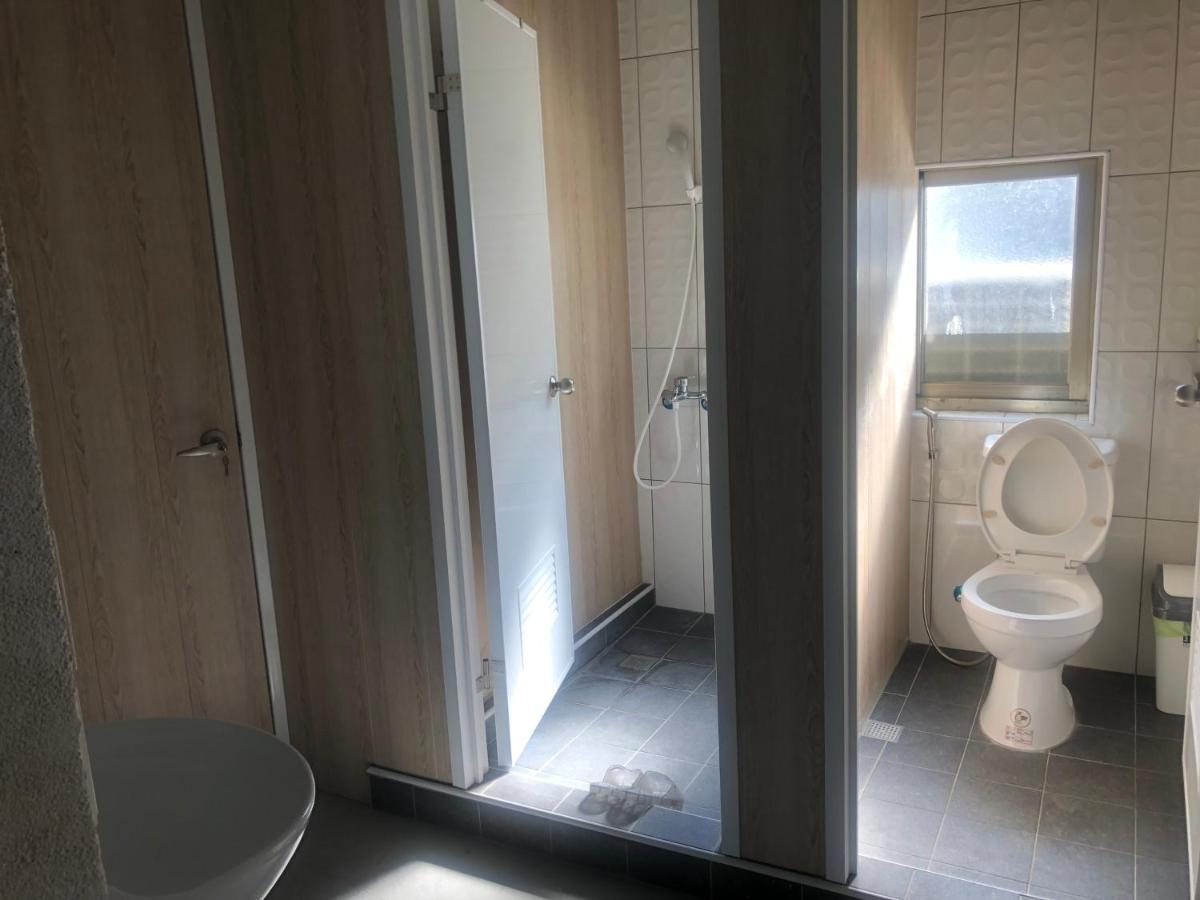 Simple Walk Guest House 小公寓 Tainan Buitenkant foto