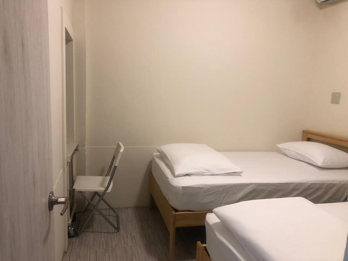 Simple Walk Guest House 小公寓 Tainan Buitenkant foto
