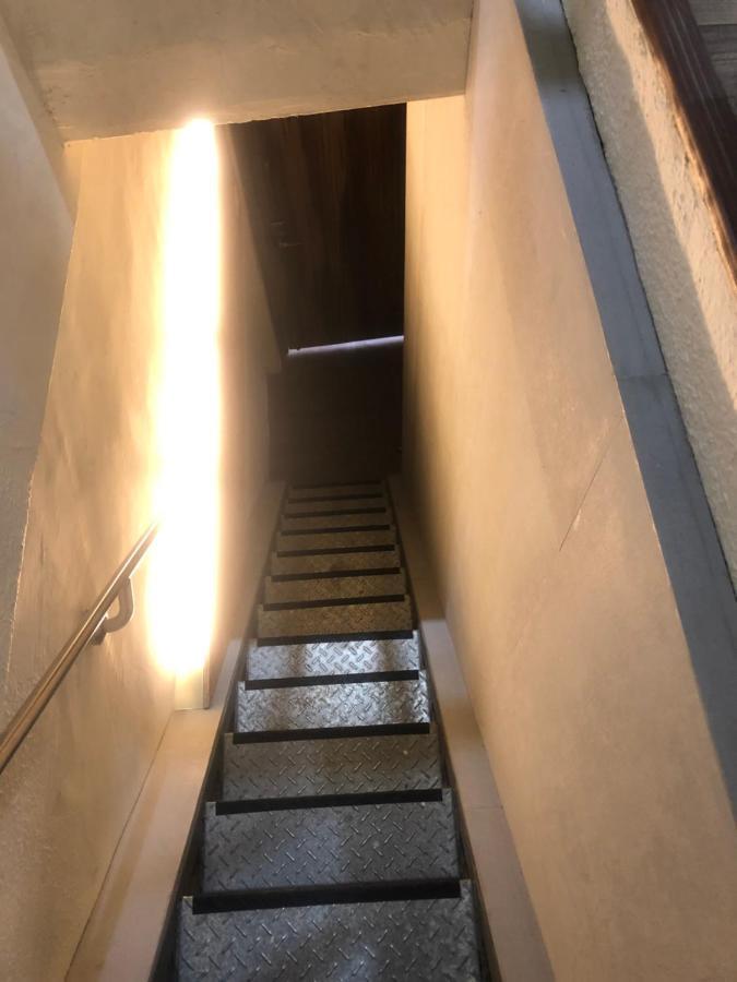 Simple Walk Guest House 小公寓 Tainan Buitenkant foto